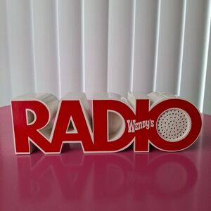Vintage Wendys Restaurant AM FM Portable Radio Block Letter Logo Red White WORKS
